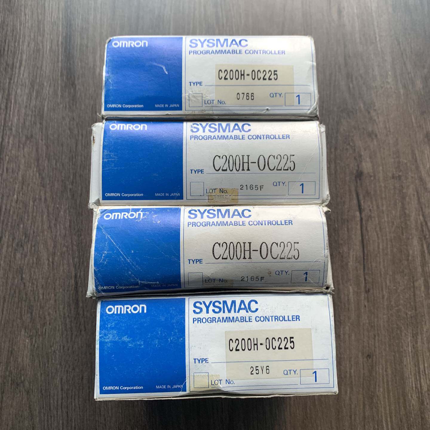 议价欧姆龙 C200H-OC225 继电器输出模块 C200H 系列 PLC 扩展单