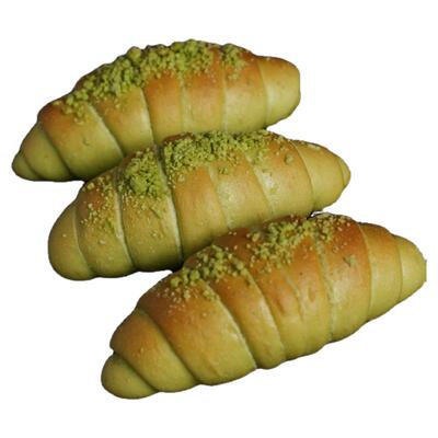 清晨里日式斑斓海盐牛角面包