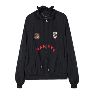 NancyCavally专柜款高密轻纸肌理感锦纶 运动机能风分割刺绣外套
