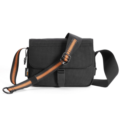 考杜拉斜挎单肩包磁扣快拆防盗