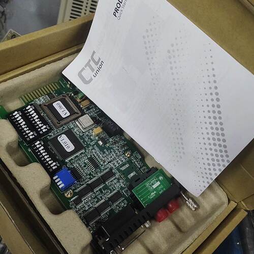 CTC全新 FRM220-V35-FC020光纤转换器