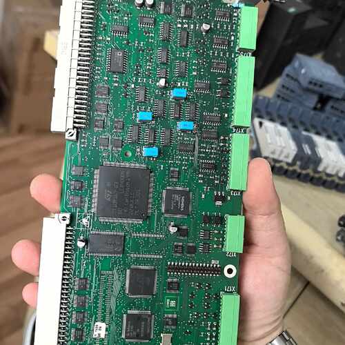 溢价-6RA70控制主板CUD1，，C98043-A