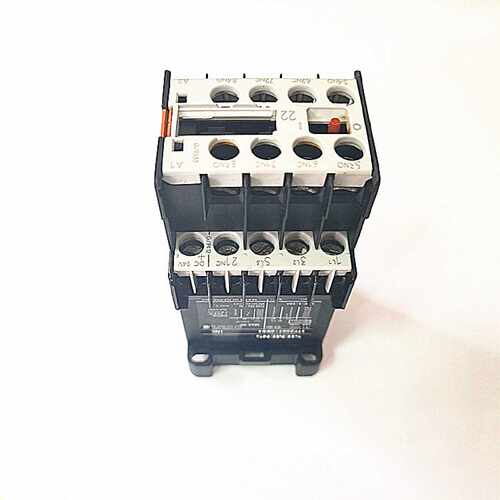 议价西门子直流接触器 3TF2001-0BB4配辅助3TX4422-2A  DC4V