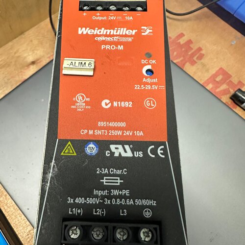 【请询价】PRO-M电源 24V 10A有一个，菲尼克斯有3个