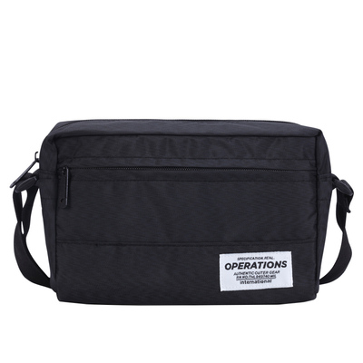 原宿港风休闲防水大容量斜挎包