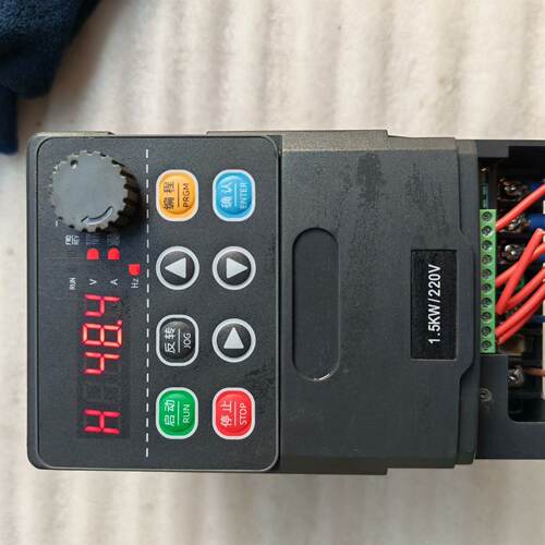 溢价-英捷思变频器Y900-0015M1
