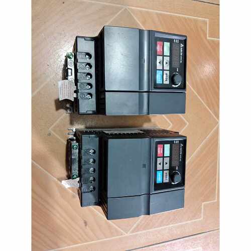 下单前咨询1.5kw台达变频器VFD015EL21A，功率1.5kw，