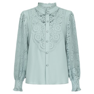 Lace hollowed out flower patchwork top  蕾丝镂空花朵拼接上衣