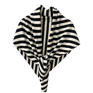 Canles Konis官方店黑白条纹羊毛三角巾女百搭保暖针织围巾披肩潮