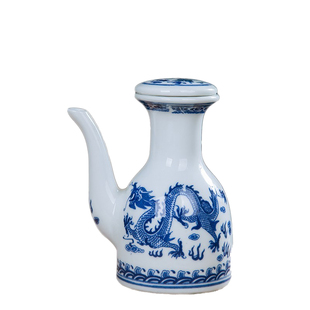 陶瓷酒具套装景德镇酒壶分酒器中式白酒杯烈酒杯老式小酒盅酱油壶