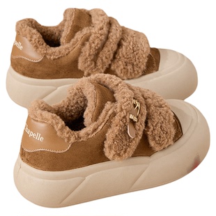 拉夏贝尔加绒板鞋女2026冬季新款厚底魔术贴加厚保暖羊羔毛棉鞋女