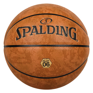 Spalding斯伯丁飞行员06系列标准7号吸湿PU篮球室外耐磨专业比赛