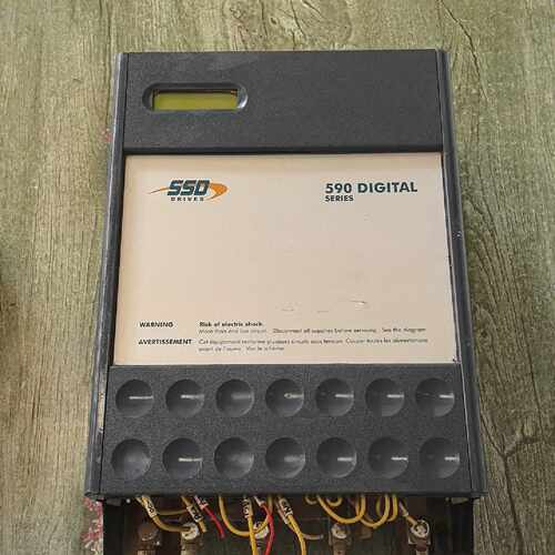在线议价个人闲置 SSD 590 DIGITAL系列直流调速器，拆机