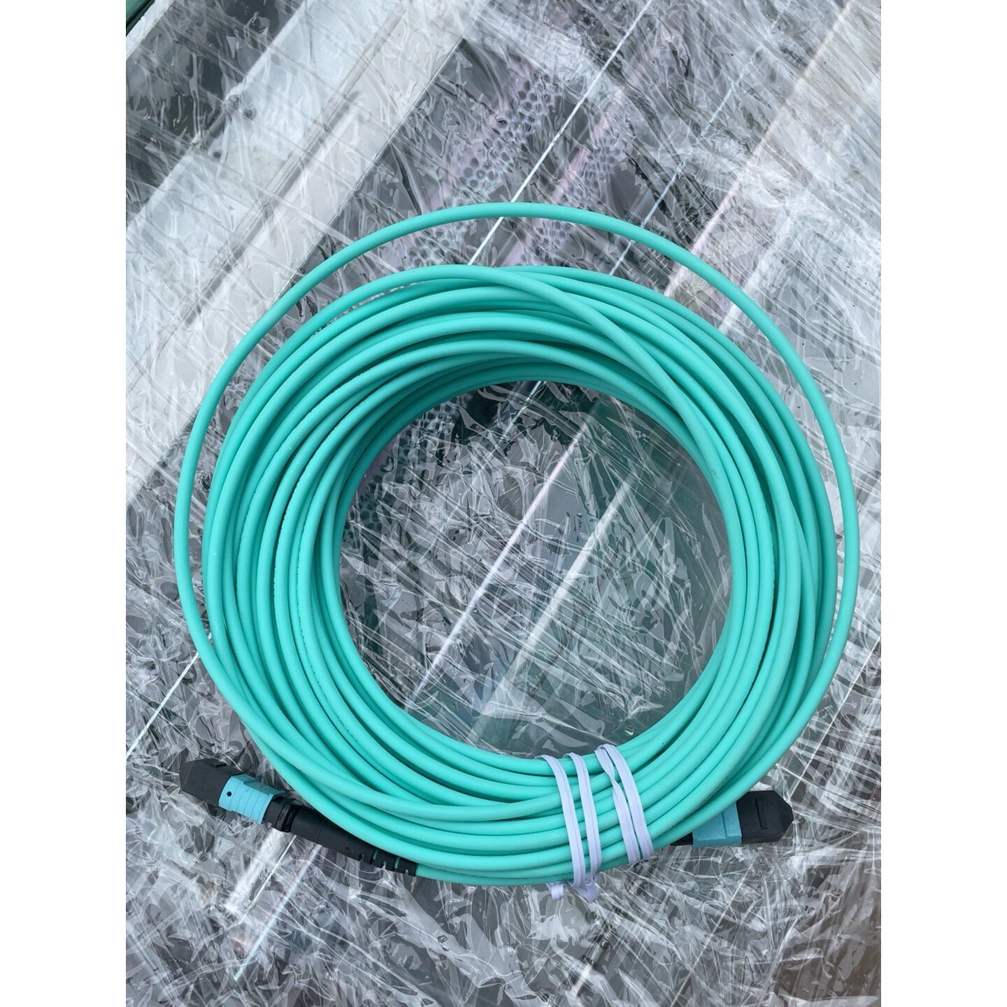 议价-8芯MPO光纤跳线40G万兆多模尾纤MPO转MPO8芯OM