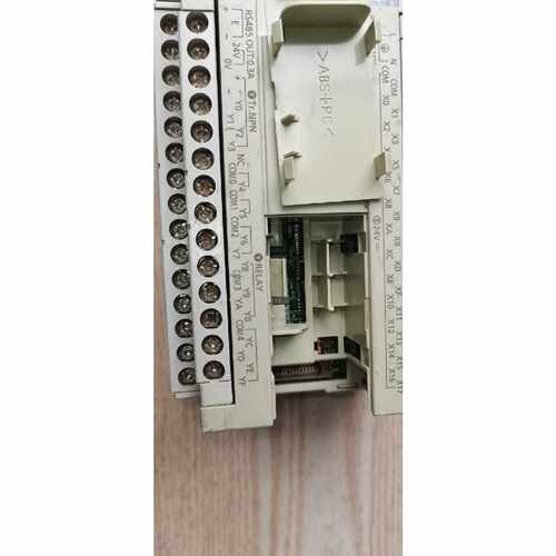 议价FP-X0L40MR，功能正常，实物图实物发货，成色可自