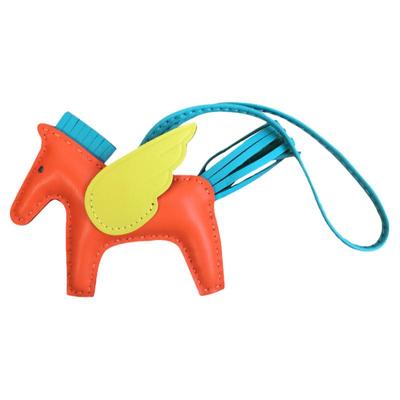 真皮对版送精美丝巾顺丰包邮