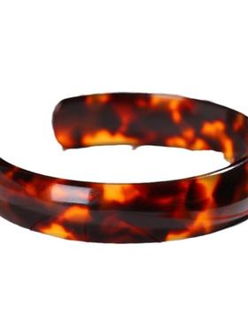 仿玳瑁色女款开口宽手镯