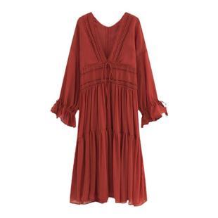 AZure法式复古深V绑带连衣裙收腰蕾丝花边长裙长袖显瘦红色茶歇裙