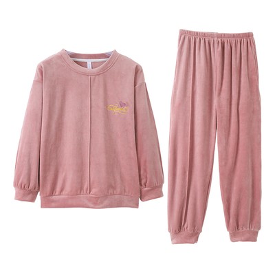 潘琪美女海岛绒睡衣可外穿