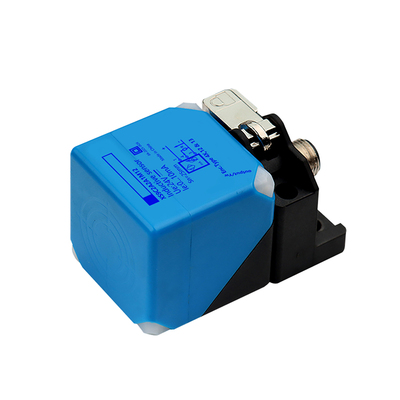 方形模拟量接近开关XS9C2A2A1A2M12XS9C4A2A1A2G13线性位移传感器