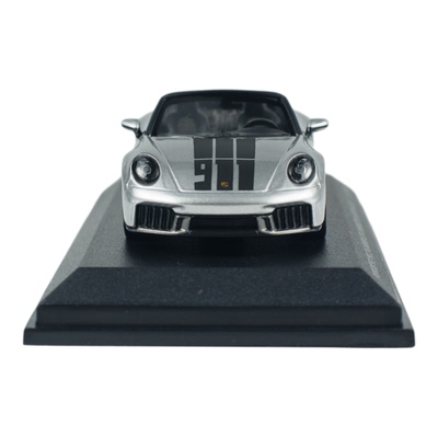 保时捷911SPIRIT70汽车模型