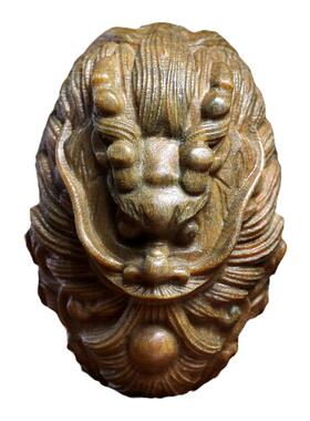 绿檀木祥龙吐珠手把件