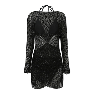 新款泳衣女性感风黑色蕾丝镂空深V领大码比基尼女度假海滩高级感