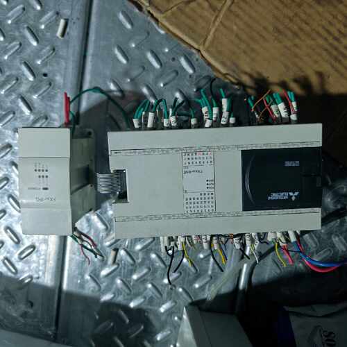 〔议价-可维修〕三菱FX3GA-60MT PLC一个配FX3U-1PG模块