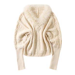 大于诗集 爱意已售罄法式复古蝙蝠袖V领毛领针织衫女宽松显瘦毛衣