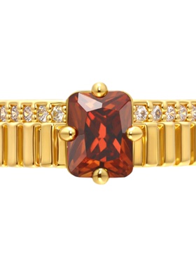 Oups!复古金色红宝石镶女士戒指