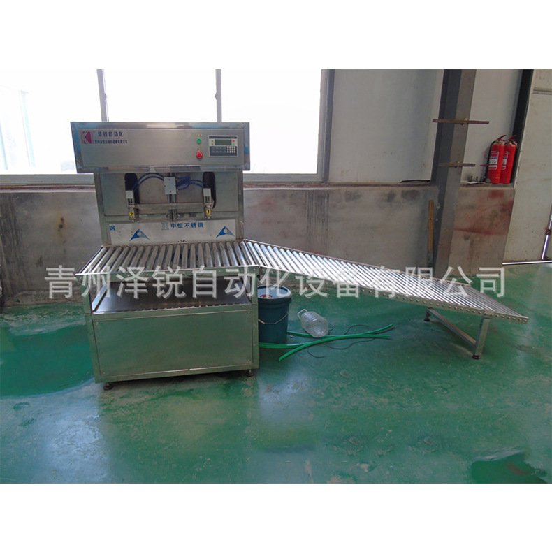 泽锐定制半自动柱塞灌装机洗衣液食用油灌装机小型灌装设备