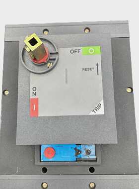 GENERAL ELECTRIC D800 CIRCUIT BREAKER 3P SD