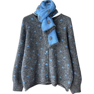 日韩系慵懒风复古波点毛衣外套女秋冬百搭配围巾针织开衫两件套装