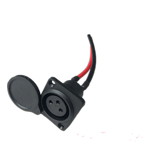 电动锂电池卡农头充电座三孔卡侬充电口带盖插座锂电充电卡侬插头