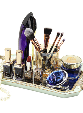 样板间梳妆台装饰品样板房衣帽间