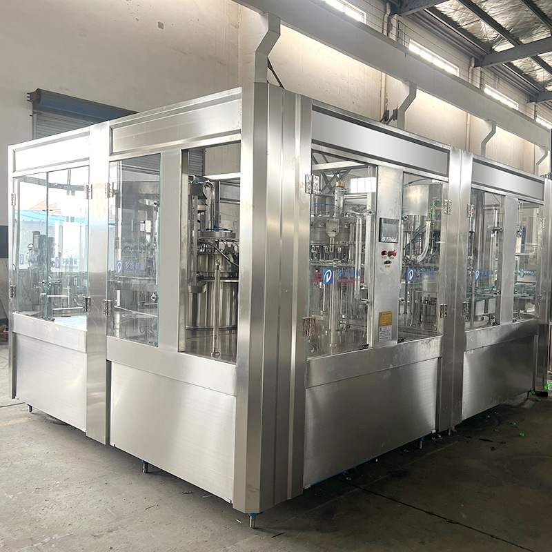 40头碳酸饮料灌装机全自动三合一含气饮料生产线PET瓶汽水灌装机