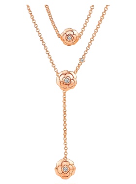 多种佩戴方式的山茶花毛衣链