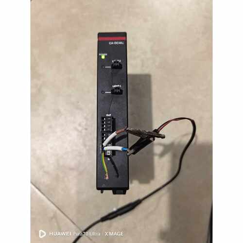 询价CA-DC40E光源控制器  。通电如图