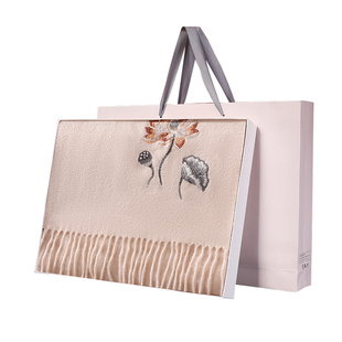 披肩围巾送妈妈礼物礼盒装100%纯羊毛送长辈女冬季刺绣中秋节礼物