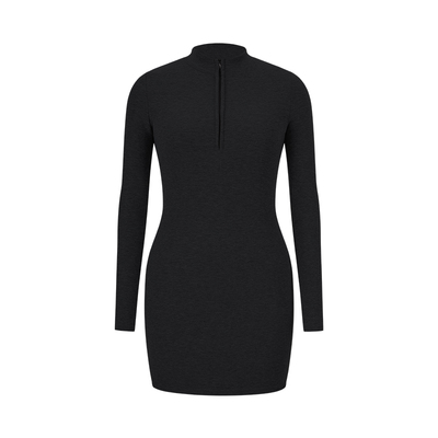 黑色半拉链长袖连衣裙包臀短裙子