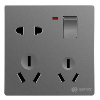 国际电工86型多孔多功能插座