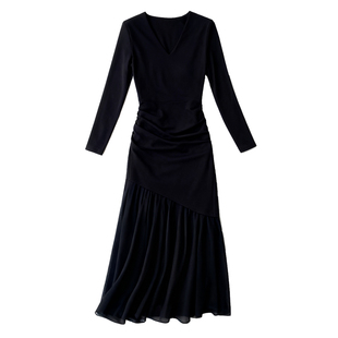 小众设计感网纱拼接连衣裙秋冬季新款高级感长袖收腰黑色长款裙子