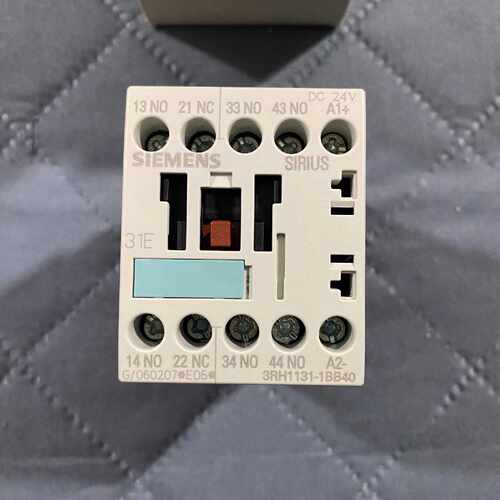 询价辅助继电器 3RH1131-1BB40，DC24V，3