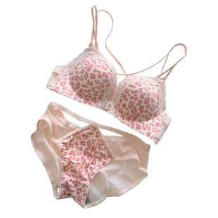 Kbra性感前扣蕾丝内衣女聚拢小胸无痕美背文胸无钢圈防下垂胸罩