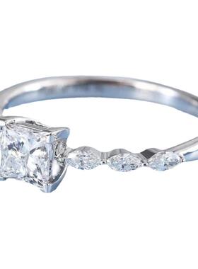 D色莫桑石方形马眼戒指