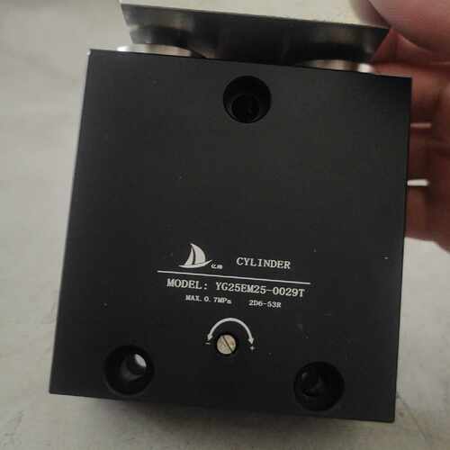 溢价-亿迪CYLINDER气缸，型号YG25EM25-0029T，