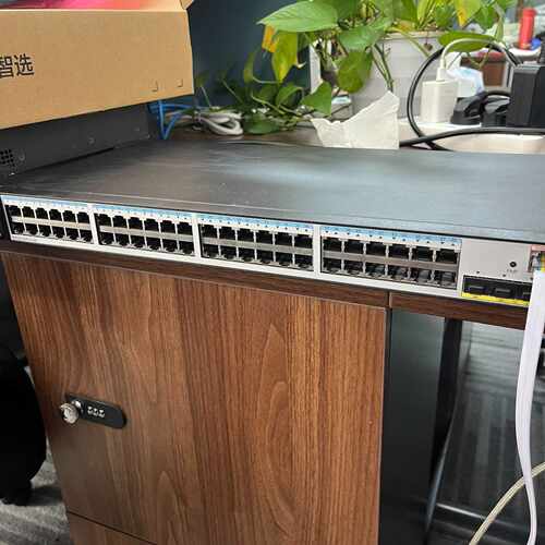 华为S5720S-52P-LI-AC 48个千兆电口，4个千议价