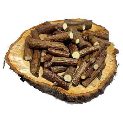 桃枝干柴火烧火取暖户外生火原木