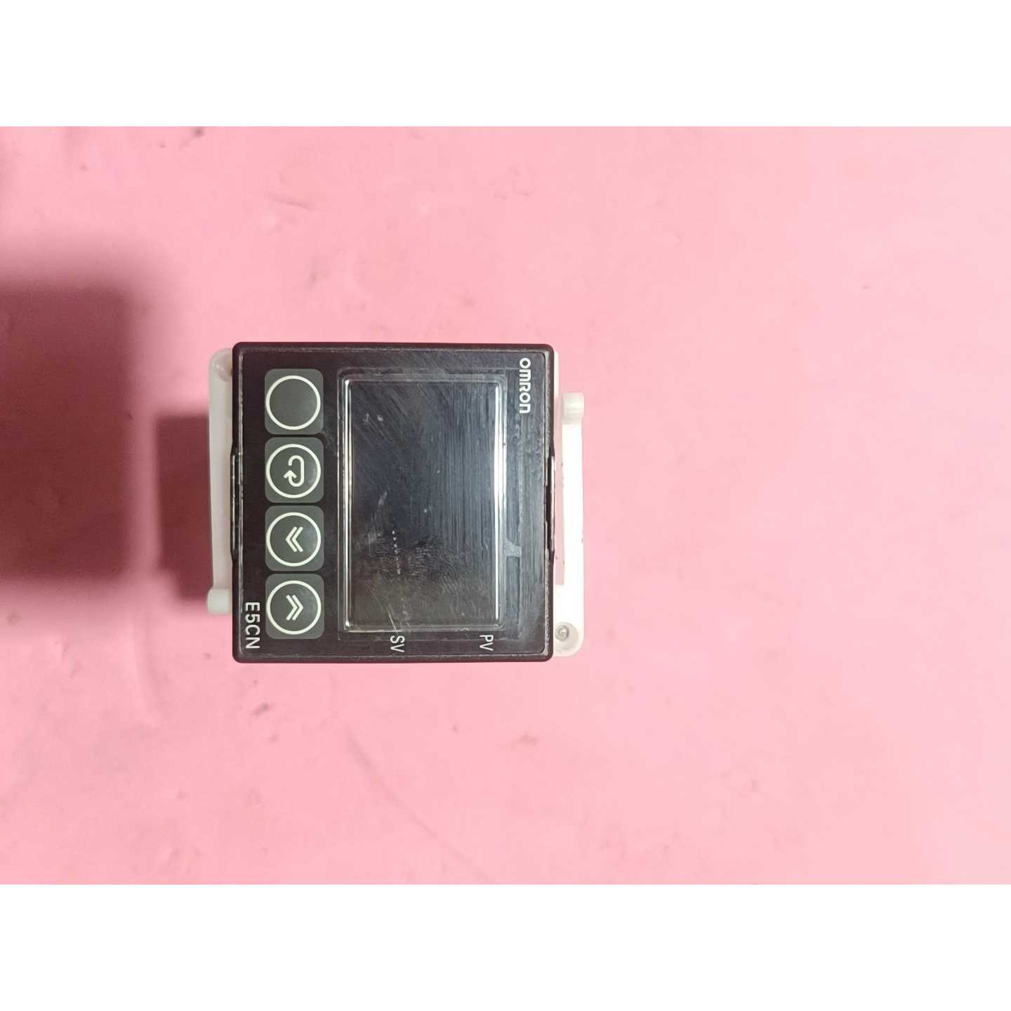 溢价-E5CNR2MT500库存未使用没图片