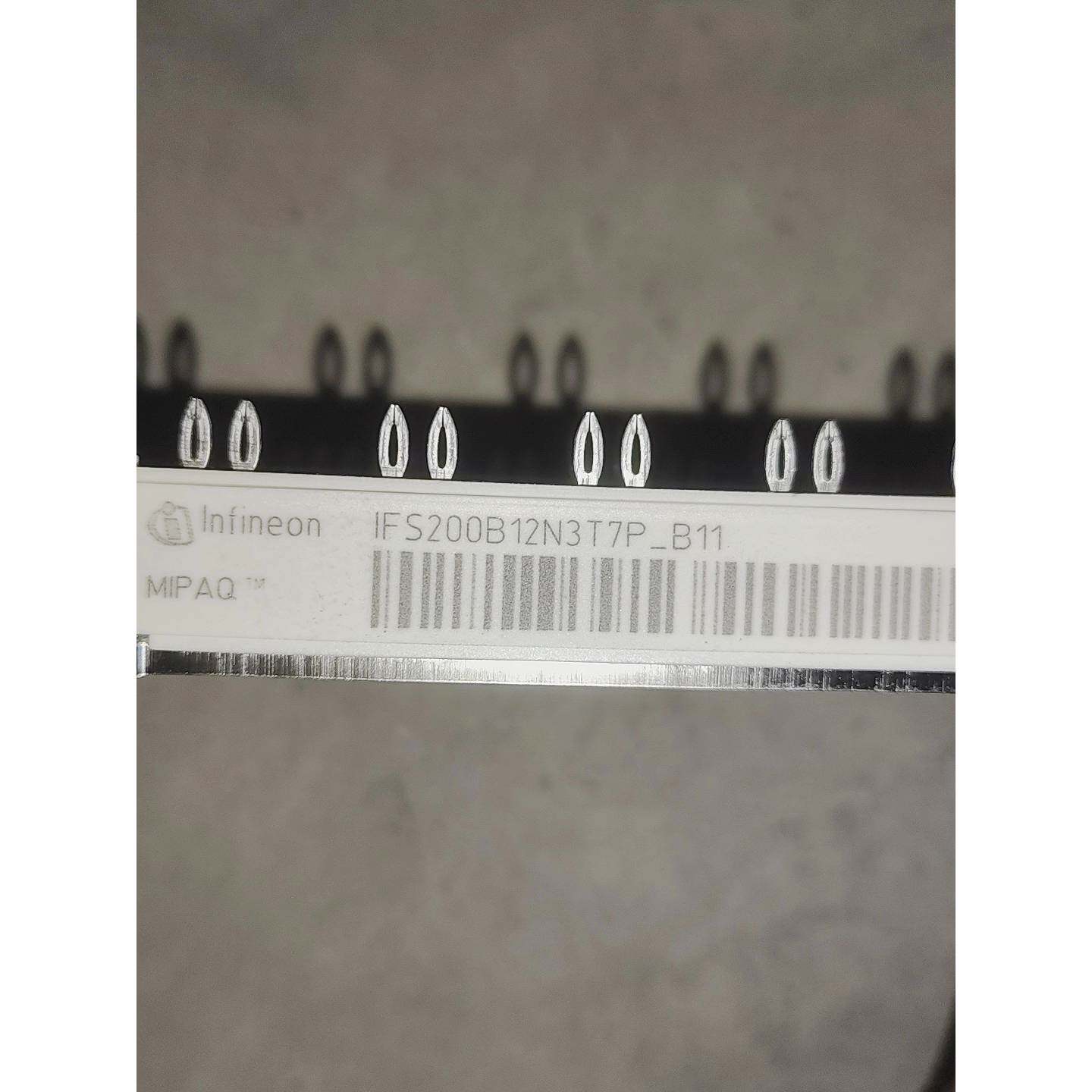 议价IFS200B12N3T7P-B11 二手拆机,